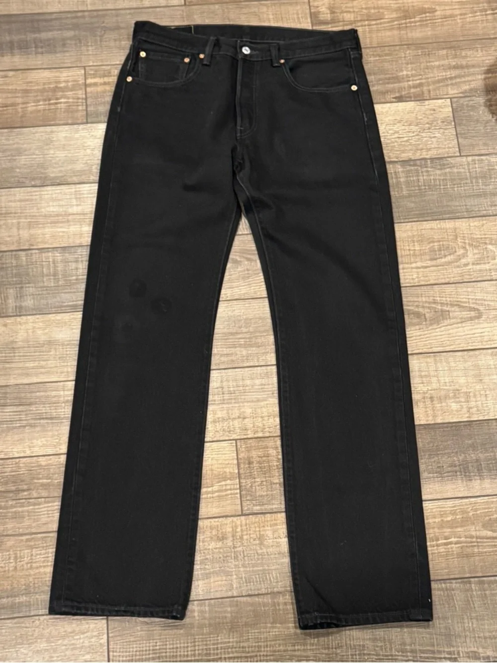 Levis 501 Button Fly Jeans Mens 33 x 34 Black Straight Leg 100% Cotton Denim